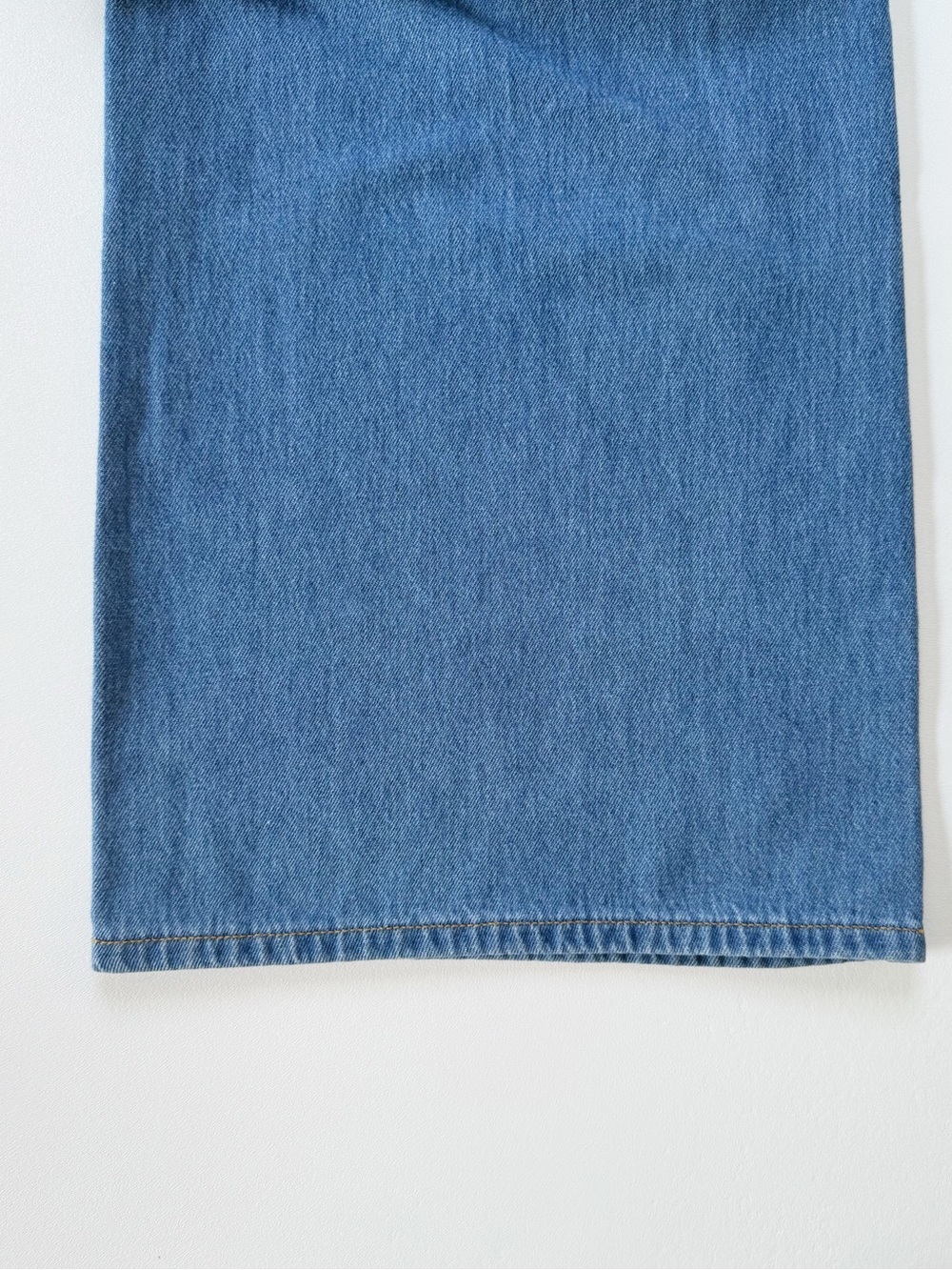 Aje Studio Sunray Denim Jeans in Blu Wash | US 2 NWT - Picture 8 of 13
